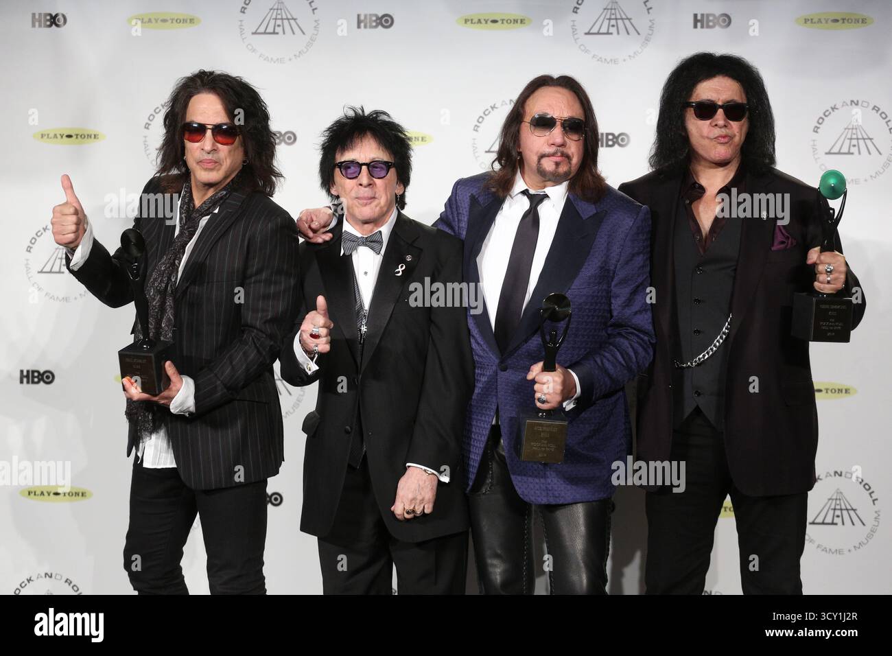 Les intronisés Paul Stanley, Peter Criss, Ace Frehley et Gene Simmons de KISS assistent à la 29e cérémonie annuelle d’intronisation du Rock and Roll Hall of Fame au BARC Banque D'Images