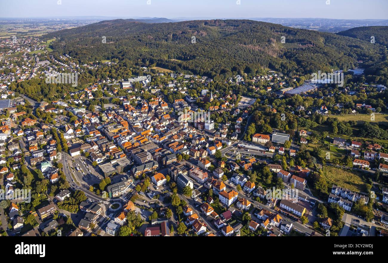 Aerial view, Wiehengebirge, local view, evang.luth. Préparé Andreas-Kirche, Luebbecke, Ostwestfalen-Lippe, OWL, Rhénanie du Nord-Westphalie, Allemagne, lieu de Banque D'Images