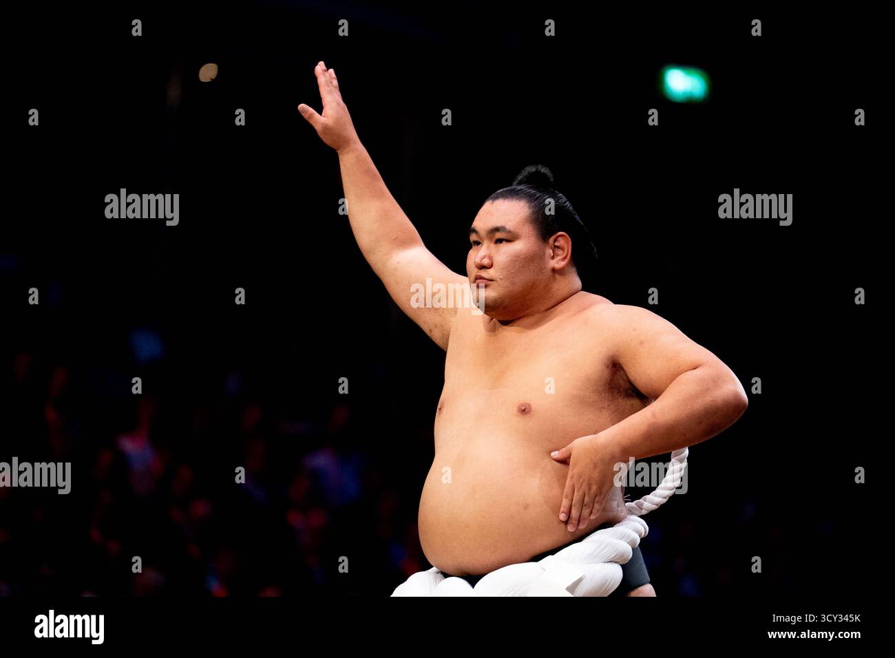 Yokozuna Hoshoryu lors de la cérémonie d'ouverture du deuxième jour du Grand tournoi de sumo au Royal Albert Hall de Londres. Date de la photo : jeudi 16 octobre 2025. Banque D'Images