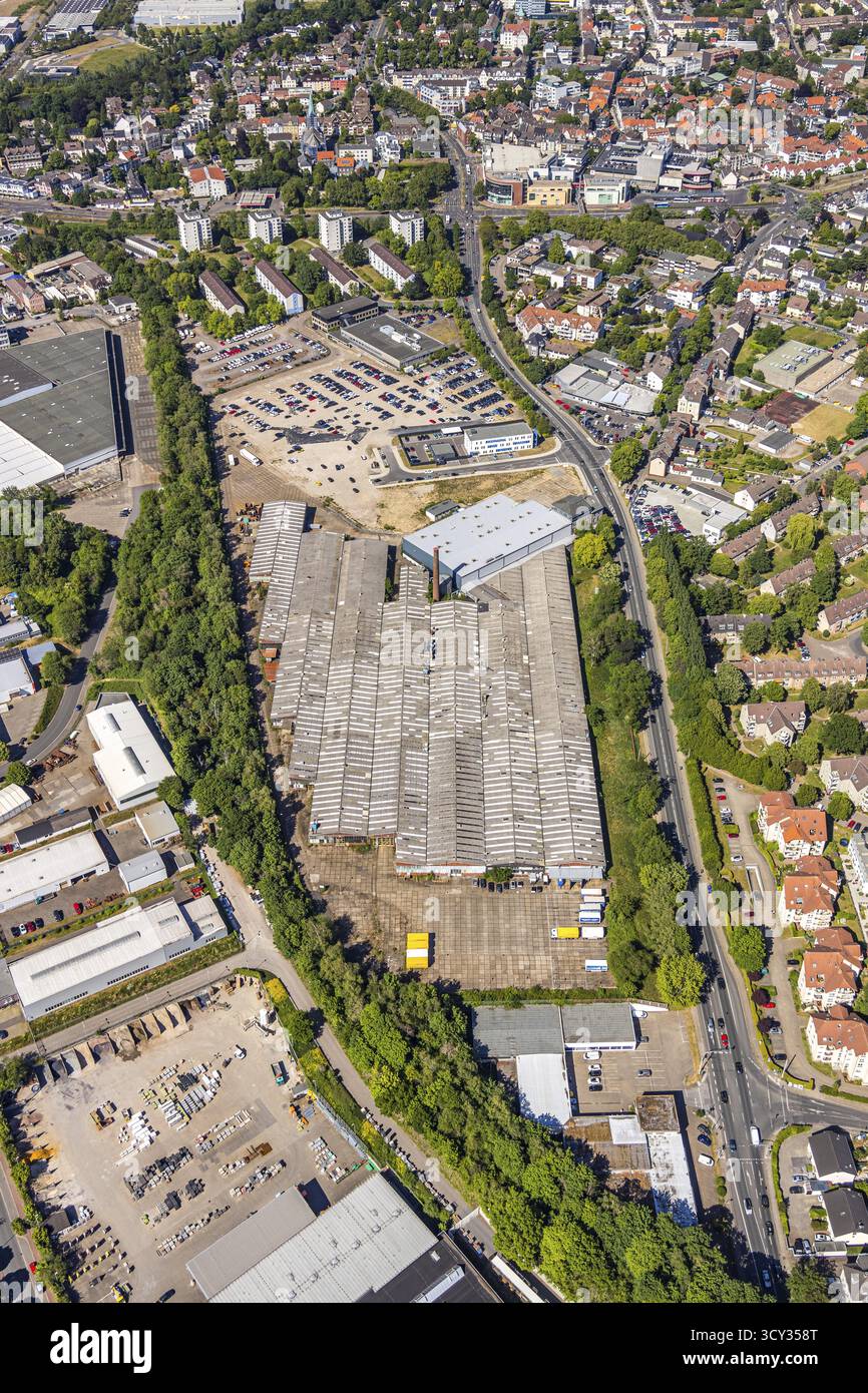 Vue aérienne, poste de police de Hattingen, zone commerciale Nierenhofer Strasse, Hattingen, zone de la Ruhr, Rhénanie du Nord-Westphalie, Allemagne, oeil de la loi, DE Banque D'Images