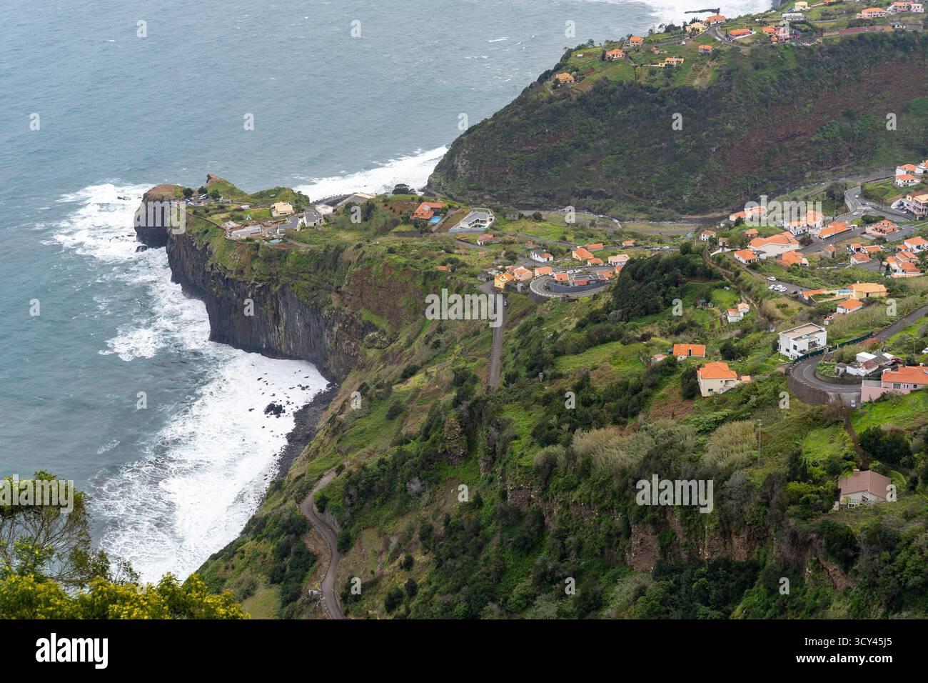 Côte volcanique de Faial à Madère, Portugal Banque D'Images
