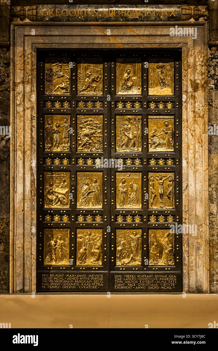 La porte Sainte du Vatican Banque D'Images