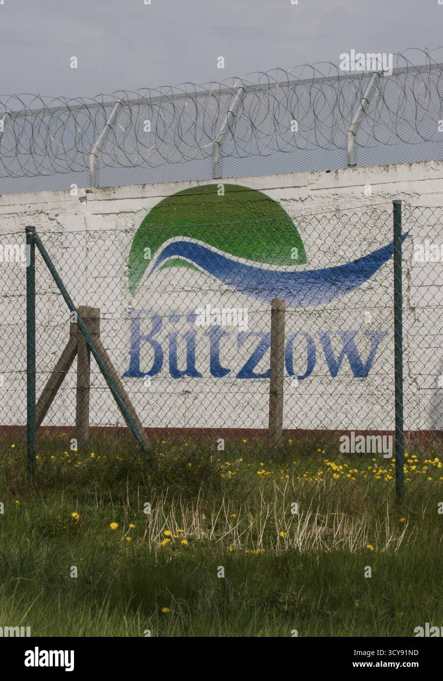 Vue extérieure de l'établissement correctionnel de Buetzow. Les prisonniers ont été transférés dans d'autres prisons pour y détenir d'éventuels opposants violents au G8. G Banque D'Images