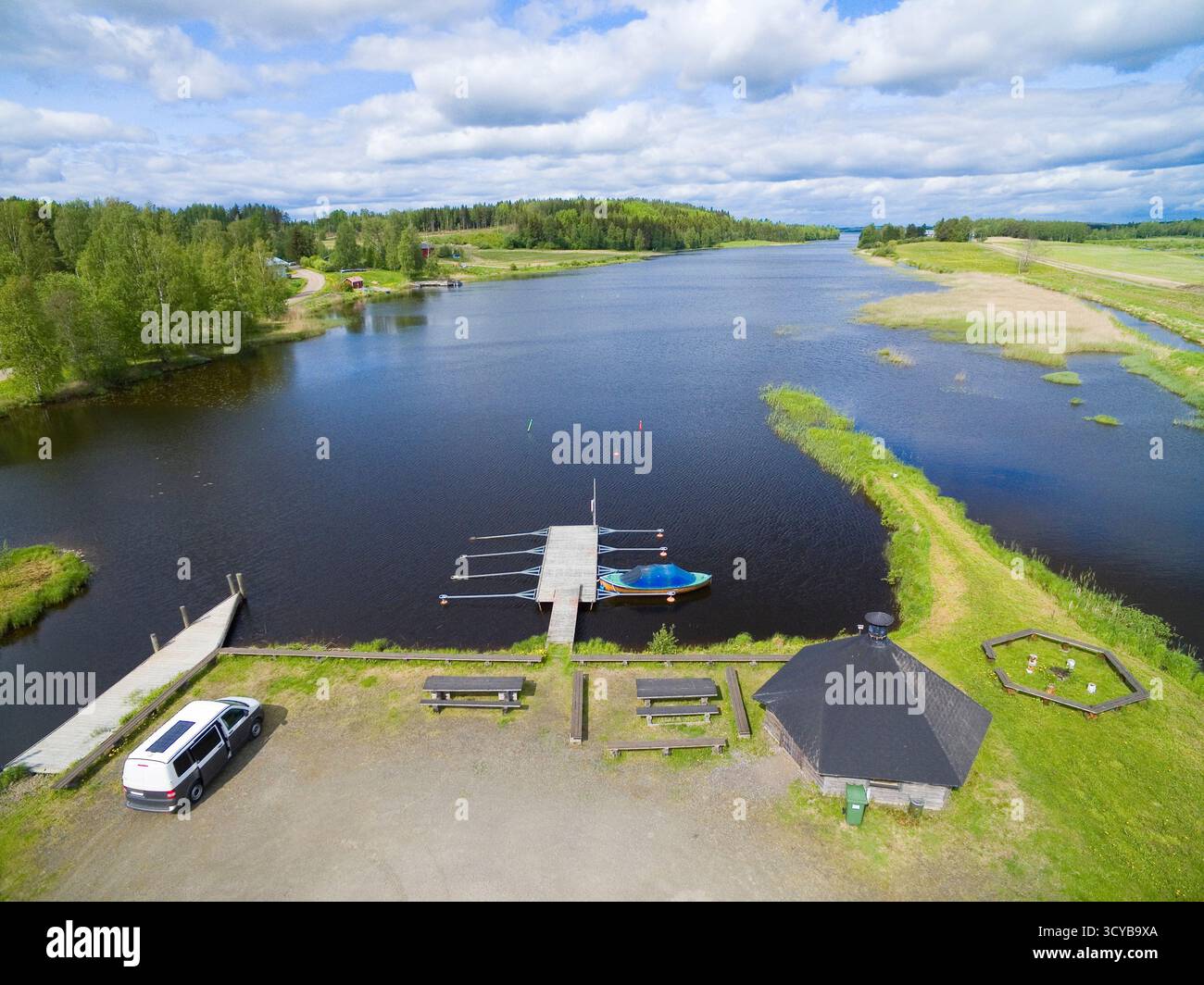 Vue aérienne du lac Vianvesi à l'est de Kuopio, Finlande Banque D'Images