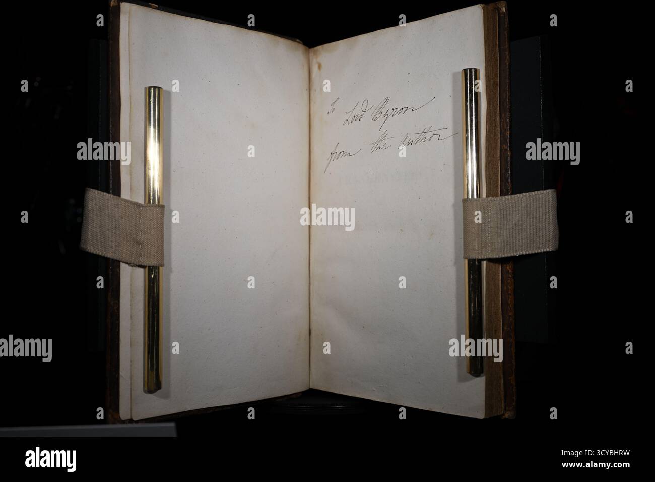 Première édition 1818 exemplaire de présentation de Frankenstein inscrit par Mary Shelly à Lord Byron Banque D'Images