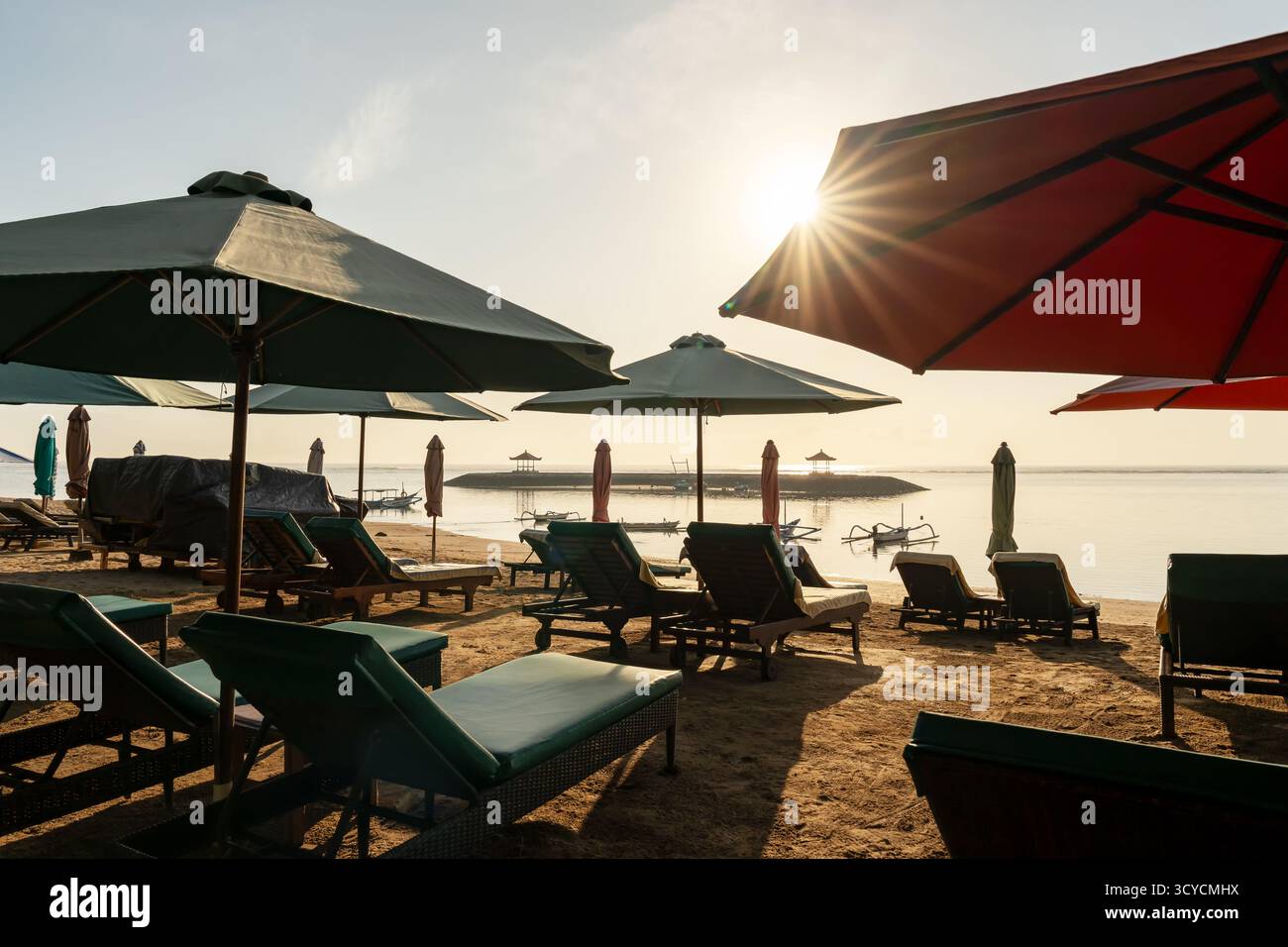 Belle matinée au Pantai Karang à Sanur Bali Indonésie Banque D'Images