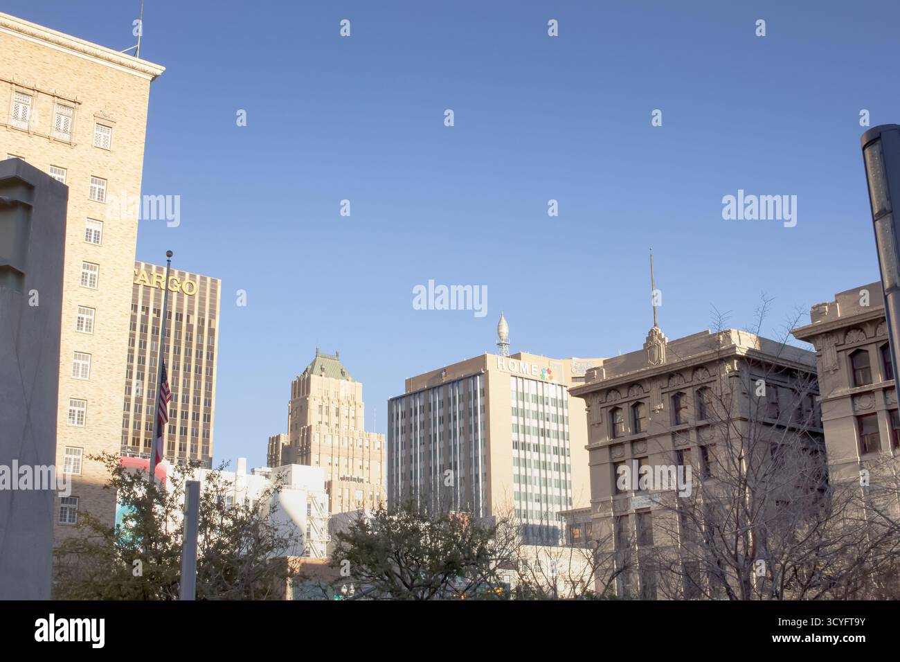 El Paso, Texas, États-Unis - 01-22-2023 : une vue de la ligne d'horizon du centre-ville d'El Paso. Banque D'Images