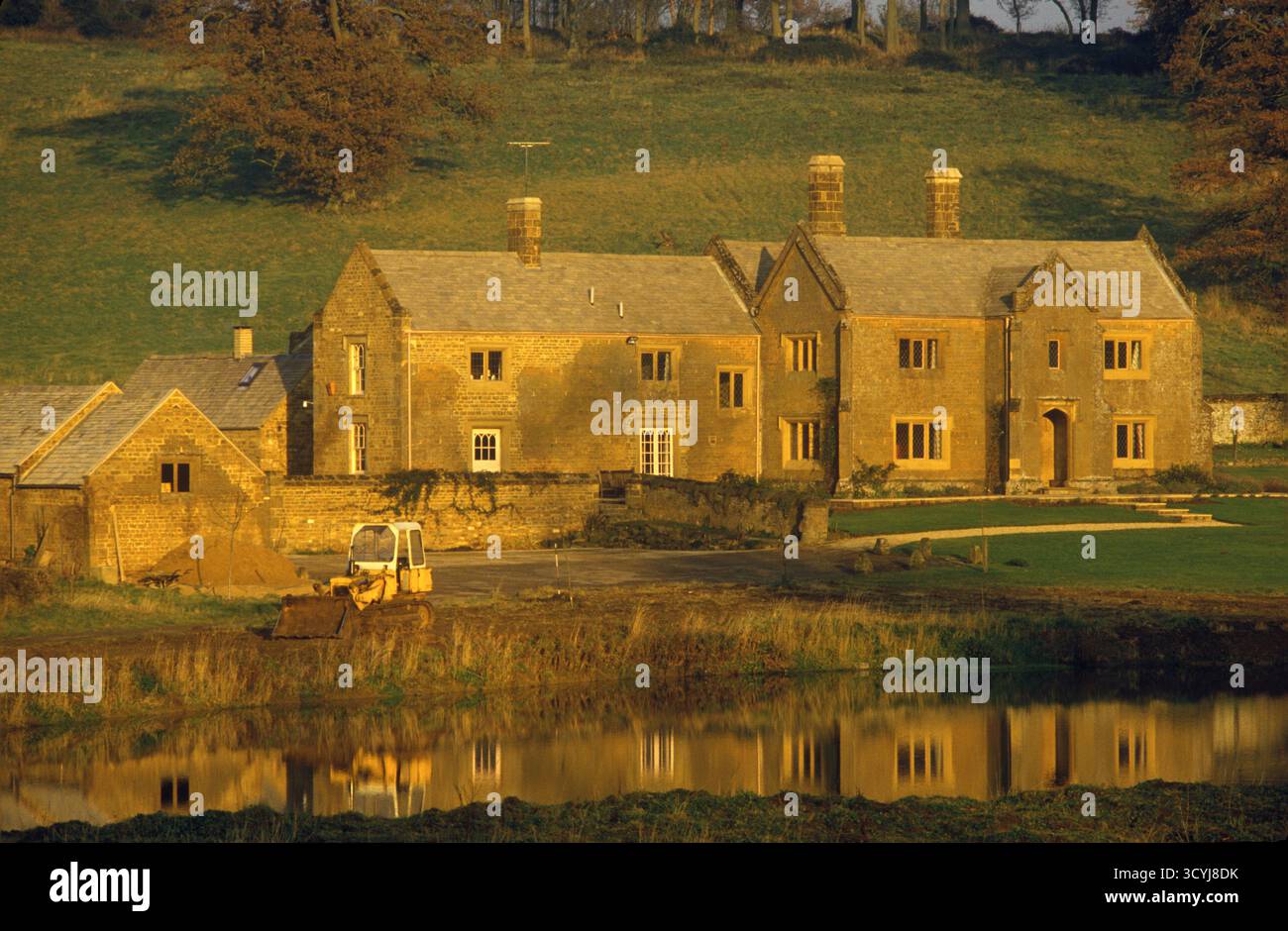 Cottenham Farm où vivait la famille Johnson. Great Tew, Oxfordshire, Angleterre des années 1986 1980 Royaume-Uni HOMER SYKES Banque D'Images