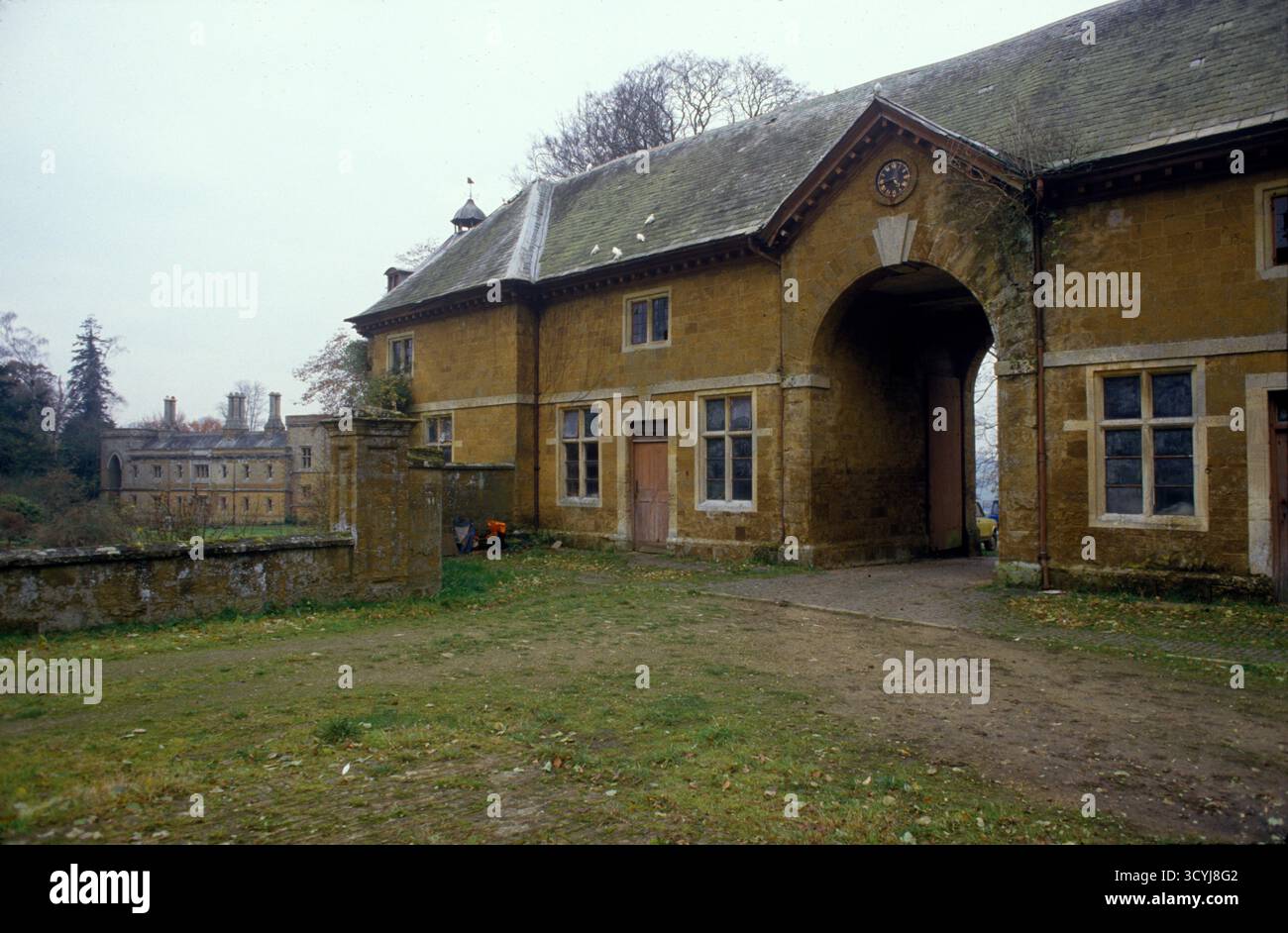 Great Tew, Oxfordshire. Le manoir jacobean où vivait Eustace Robb. Great Tew, Oxfordshire, Angleterre des années 1986 1980 Royaume-Uni HOMER SYKES Banque D'Images