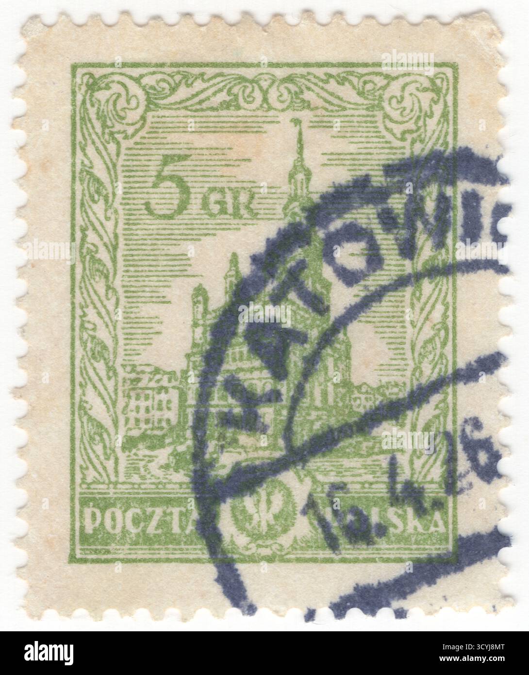 POLOGNE — 1925 mai 5 : 5 groszy timbre-poste jaune-vert Hôtel de ville de Poznan. Le Ratusz w Poznaniu est un hôtel de ville historique de la ville de Poznań, situé dans le centre de la place du vieux marché. Il a servi de siège au gouvernement local jusqu'en 1939, et abrite maintenant un musée. L'hôtel de ville a été construit à la fin du XIIIe siècle après la fondation de la cité médiévale en 1253. L'exposition de chèvres de combat mécaniques, jouée tous les jours à midi au-dessus de l'horloge sur le mur avant du bâtiment, est l'une des principales attractions touristiques de la ville Banque D'Images