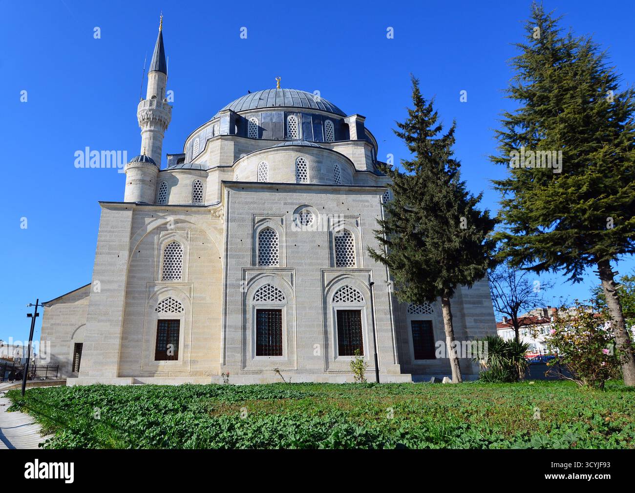 La mosquée Cedit Ali Pacha, située à Babaeski, en Turquie, a été construite par Mimar Sinan au XVIe siècle. Banque D'Images