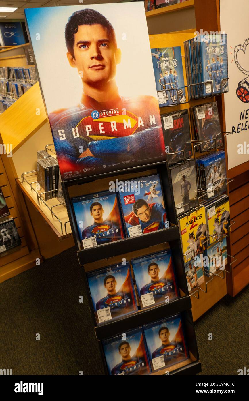 Barnes & Noble Booksellers sur la Cinquième Avenue à New York a une large sélection de livres, magazines, vidéos et musique, États-Unis 2025 Banque D'Images