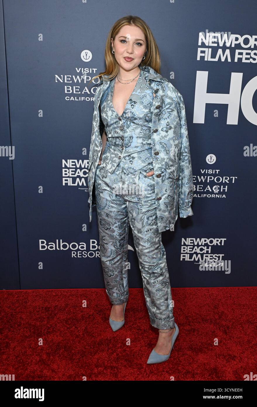 Newport Beach, États-Unis. 19 octobre 2025. Ella Anderson arrive au Newport Beach film Festival Honors and Variety's 10 Actors to Watch Red Carpet au Balboa Bay Resort le 19 octobre 2025 à Newport Beach, CA. Photo par LISA OConnor/AFF/ABACAPRESS.COM crédit : Abaca Press/Alamy Live News Banque D'Images