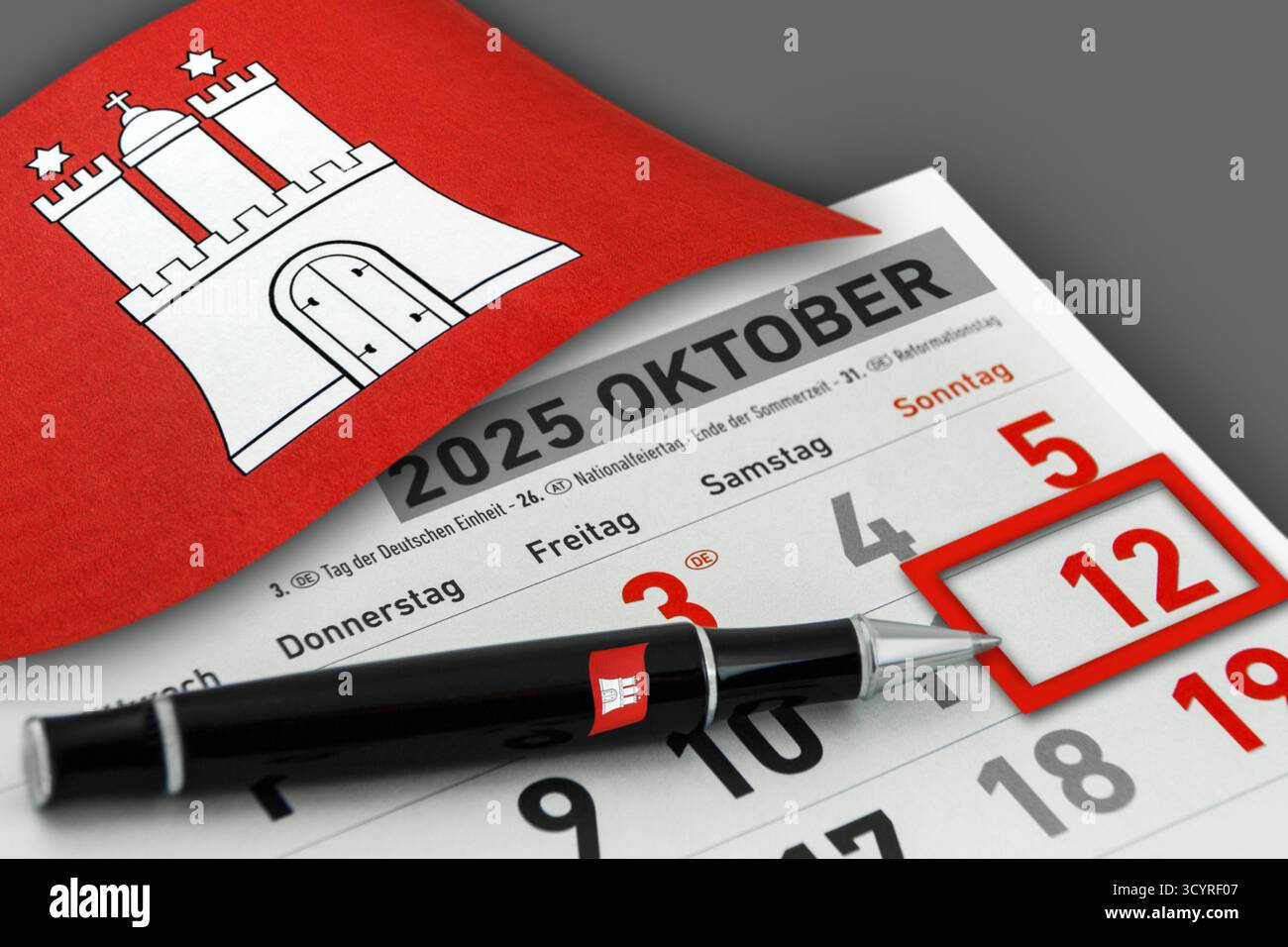 Calendrier allemand 2025 12 octobre Hambourg et drapeau Banque D'Images
