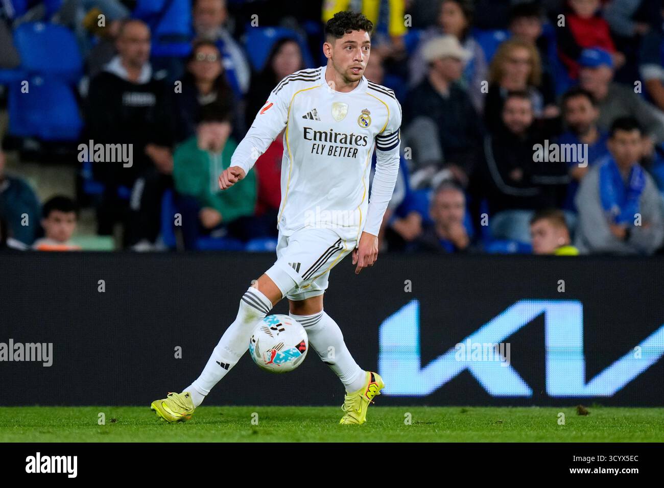 Madrid, Espagne. 19 octobre 2025. Federico Valverde du Real Madrid CF lors du match la Liga EA Sports entre Getafe CF et Real Madrid CF a joué au Coliseum Stadium le 19 octobre 2025 à Madrid. (Photo de Cesar Cebolla/PRESSIN) crédit : AGENCE SPORTIVE PRESSINPHOTO/Alamy Live News Banque D'Images