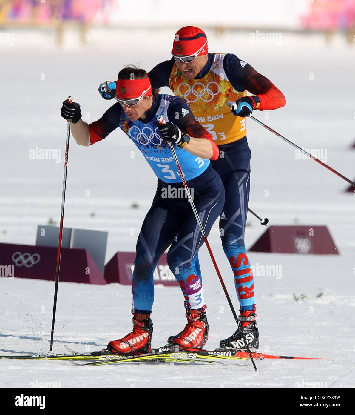 3-3 y / F LEGKOV Alexander 3-4 b / F VYLEGZHANIN Maxim Cross - Country hommes 4 x 10 km Relais Laura Cross Country Center XXIIes Jeux Olympiques d'hiver Sotchi 2014 © diebilderwelt / Alamy Stock Banque D'Images