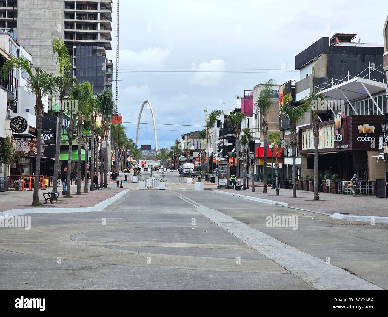 Tijuana, basse Californie, Mexique - 14 mars 2025 : horloge monumentale de Tijuana ou Millennium Arch l'un des symboles les plus importants de cette frontière Banque D'Images