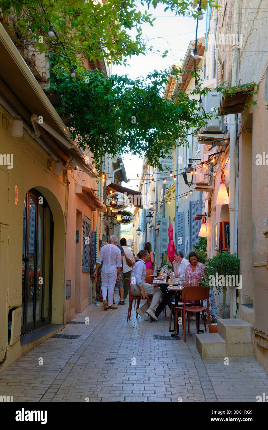 France, Var, Saint Tropez, vieille ville, rue de la Citadelle Banque D'Images