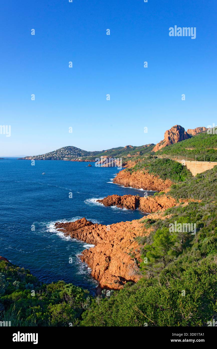 France, Var, Saint Raphaël, massif de l'Estérel, pointe du Cap Roux Banque D'Images