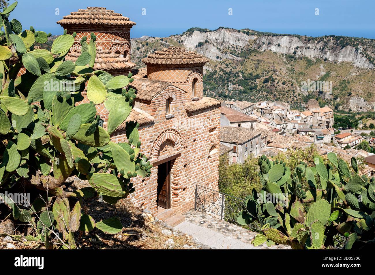 Le Barbarie et l'église byzantine de Stilo (Cattolica di Stilo), Calabre, Italie Banque D'Images