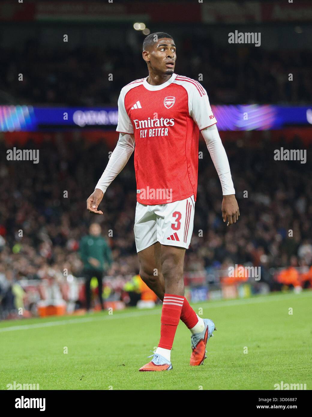Londres, Royaume-Uni. 21 octobre 2025. Christhian Mosquera d'Arsenal lors du match de l'UEFA Champions League entre Arsenal et l'Atlético de Madrid au stade Emirates de Londres (photo Alexander Canillas/Sports Press photo) crédit : SPP Sport Press photo. /Alamy Live News Banque D'Images