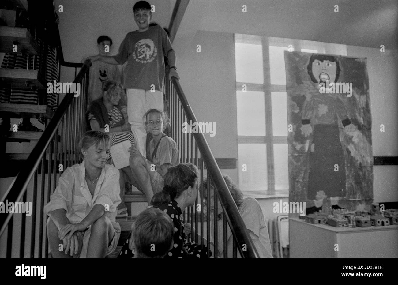 Allemagne, Berlin, 11.8,1992, enfants - spectacle à DOMIZIL, les salles d'exposition du service artistique de l'église protestante de la cathédrale de Berlin Banque D'Images