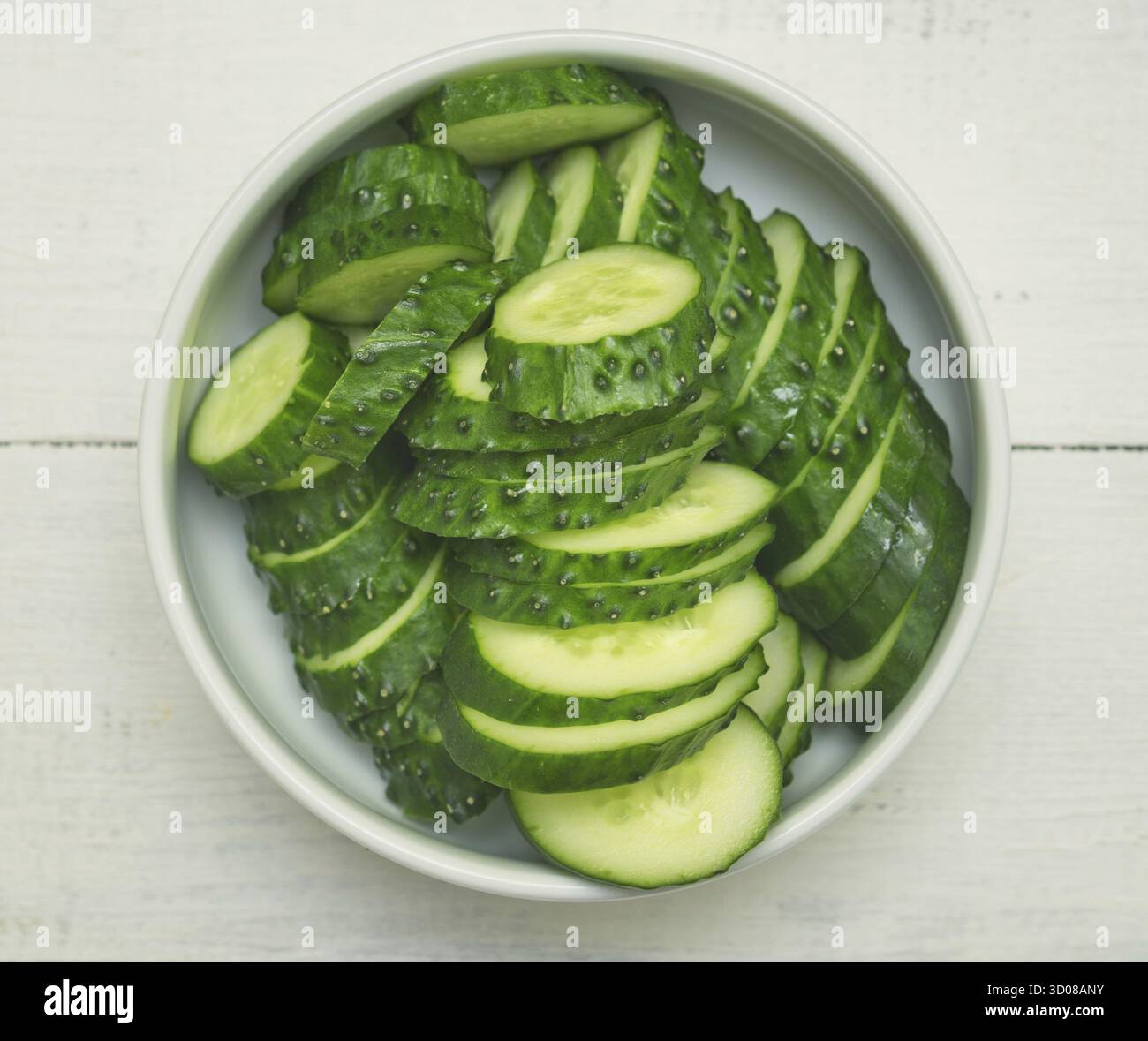 Vue de dessus de la salade de concombre Banque D'Images