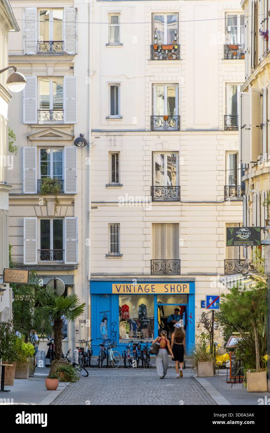 France, Paris, Montmartre, Rue Audran Banque D'Images France, Paris, Montmartre, Rue Audran Banque D'Images