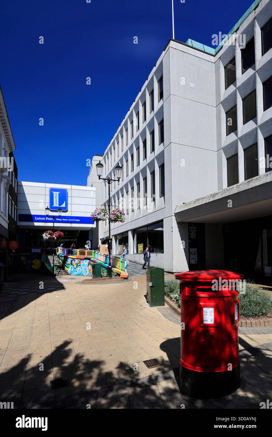 Le centre commercial Luton point, St Georges Square, Luton Town, Bedfordshire, Angleterre, ROYAUME-UNI Banque D'Images
