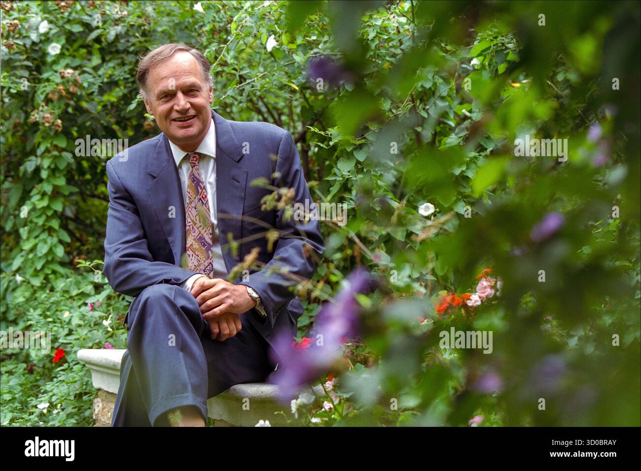 George Walden Ministre conservateur de l'enseignement supérieur, député de Buckingham photographié chez lui dans l'ouest de Londres. . Jeudi 5 septembre 1996. Neil Turner Banque D'Images