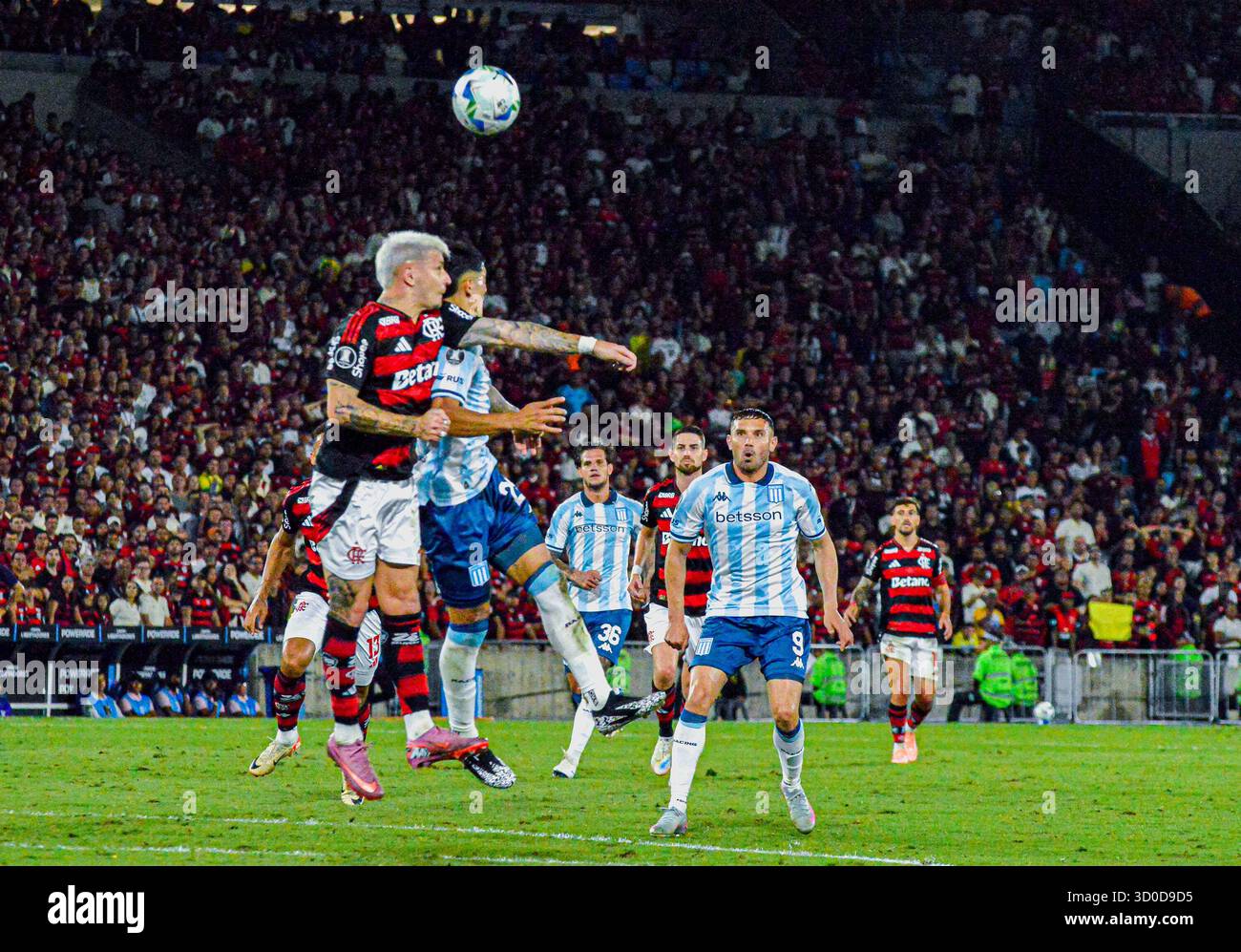 23 octobre 2025, Rio de Janeiro, Rio de Janeiro, Brésil : rio de janeiro (rj), 10/22/2025 - sport/libertadores/brazil/flamengo/rj - tourné lors du match entre flamengo et Racing, valable pour la demi-finale du libertadores 2025 qui se tient au stade maracana de la ville de rio de janeiro, ce mercredi 22 octobre 2025 (crédit image : © Gabby Costa/TheNEWS2 via ZUMA Press Wire) USAGE ÉDITORIAL ! Non destiné à UN USAGE commercial ! Banque D'Images 23 octobre 2025, Rio de Janeiro, Rio de Janeiro, Brésil : rio de janeiro (rj), 10/22/2025 - sport/libertadores/brazil/flamengo/rj - tourné lors du match entre flamengo et Racing, valable pour la demi-finale du libertadores 2025 qui se tient au stade maracana de la ville de rio de janeiro, ce mercredi 22 octobre 2025 (crédit image : © Gabby Costa/TheNEWS2 via ZUMA Press Wire) USAGE ÉDITORIAL ! Non destiné à UN USAGE commercial ! Banque D'Images