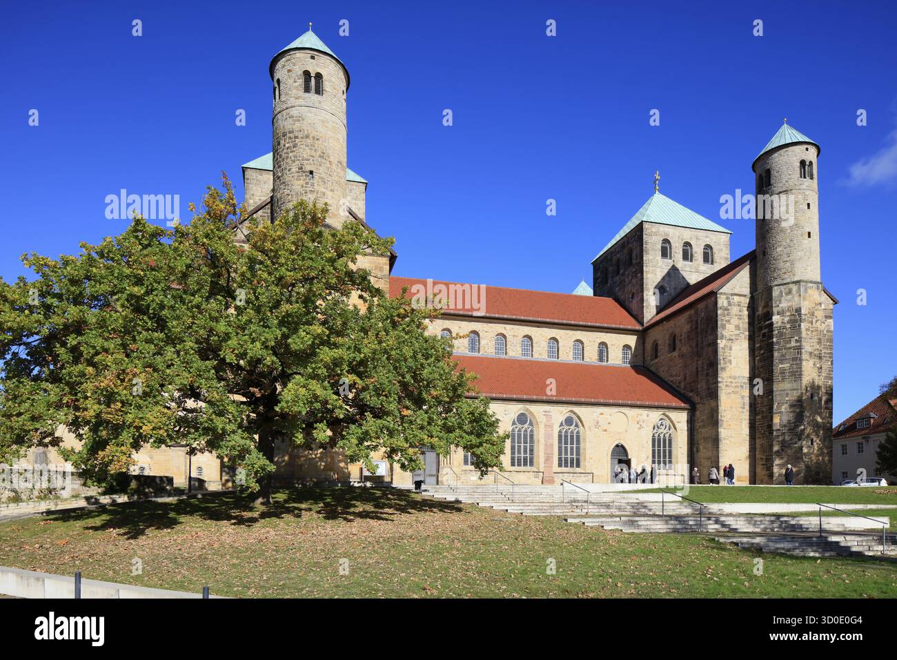 Michaelis Church ou encore Michaelis, église ottonienne de style pré-roman ou roman ancien, site du patrimoine mondial de l'UNESCO, Hildesheim, basse-Saxe, Banque D'Images Michaelis Church ou encore Michaelis, église ottonienne de style pré-roman ou roman ancien, site du patrimoine mondial de l'UNESCO, Hildesheim, basse-Saxe, Banque D'Images
