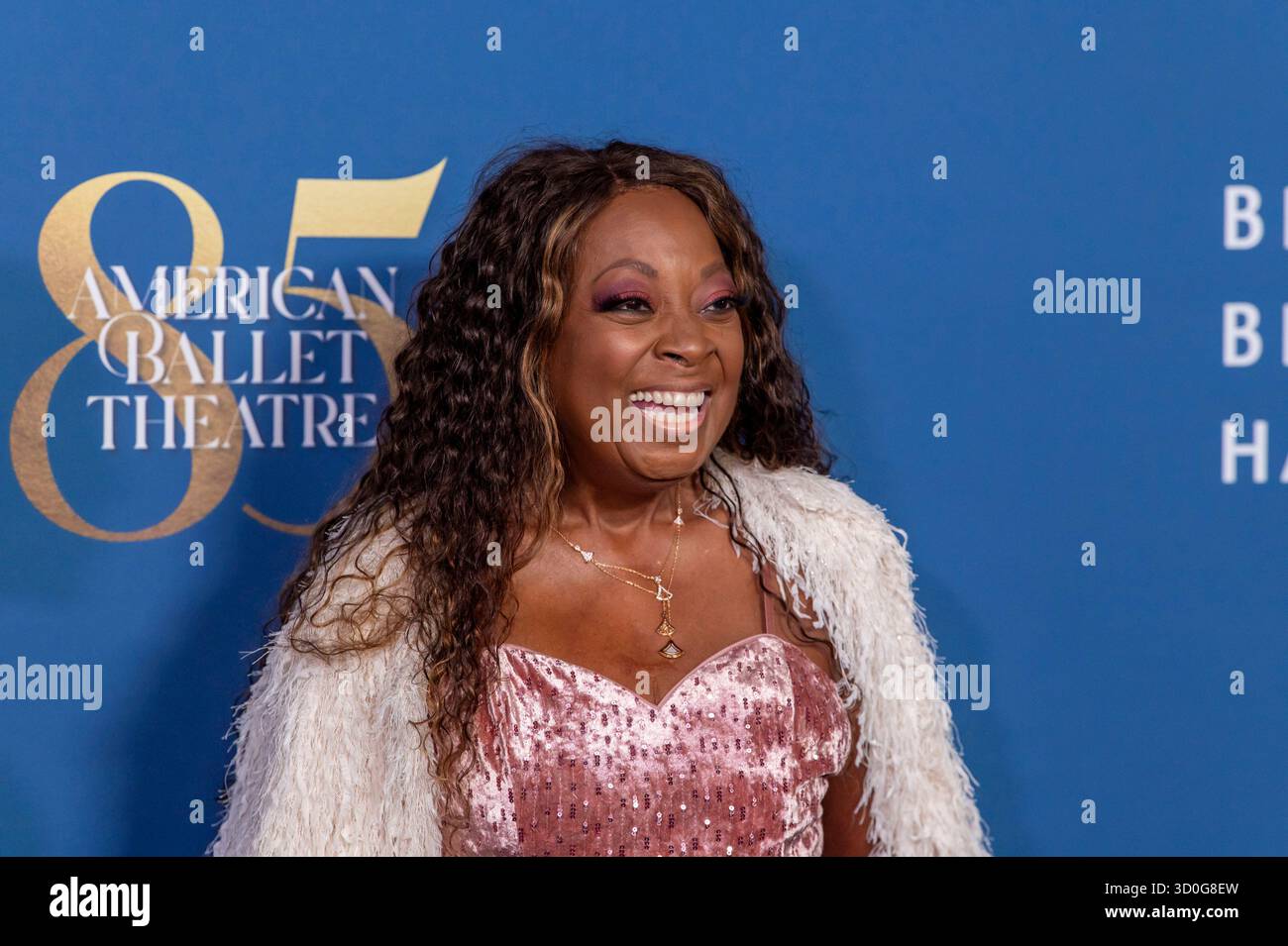 New York, États-Unis. 22 octobre 2025. Star Jones assiste au gala d'automne de l'American Ballet Theatre au David Geffen Hall à New York, New York, États-Unis, le 22 octobre 2025. (Photo de M10s/Thenews2/NurPhoto) crédit : NurPhoto SRL/Alamy Live News Banque D'Images