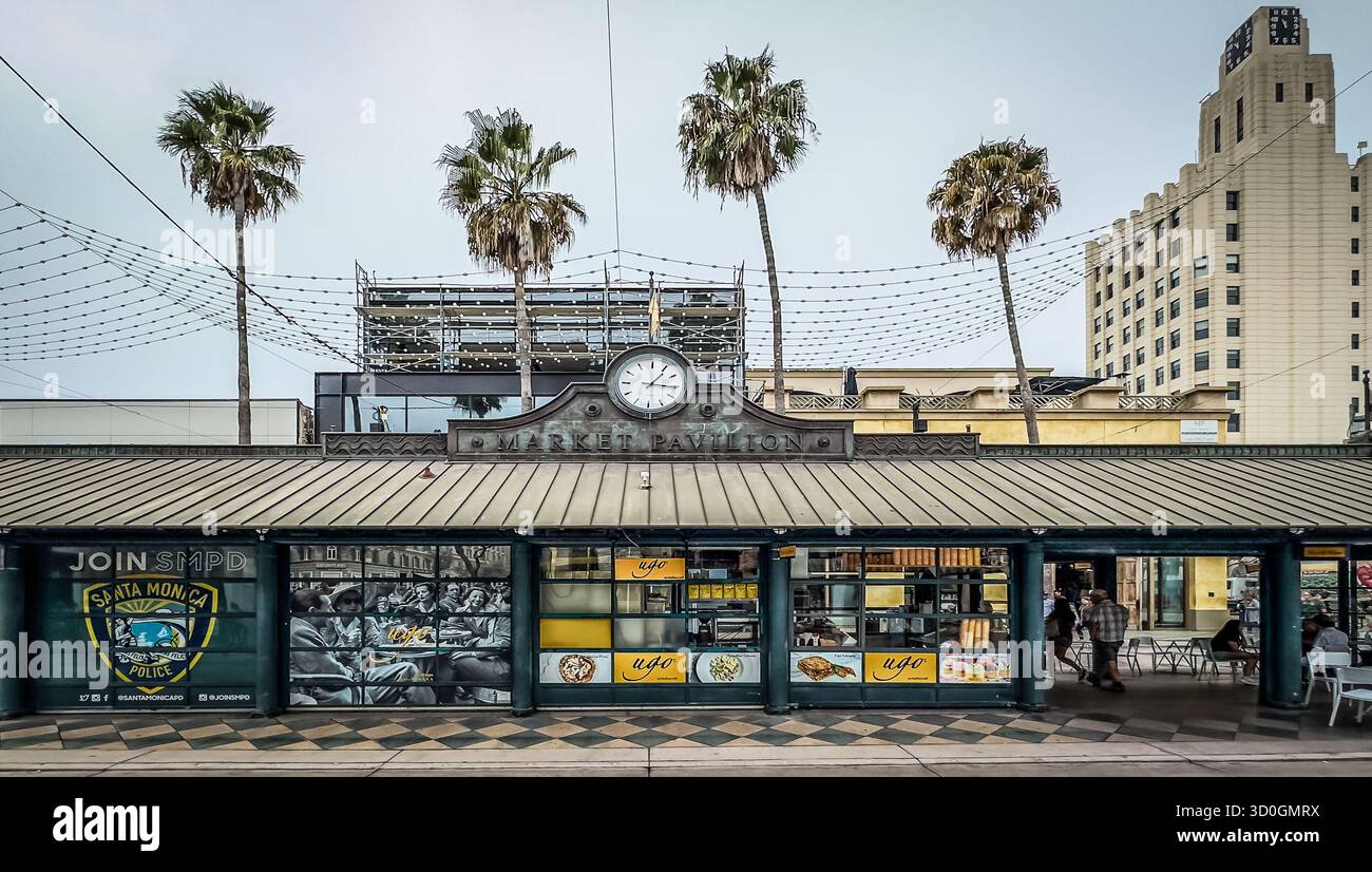 Californie, États-Unis, 29 septembre 2024, vue du Market Pavilion sur la Third Street Promenade, Santa Monica Banque D'Images