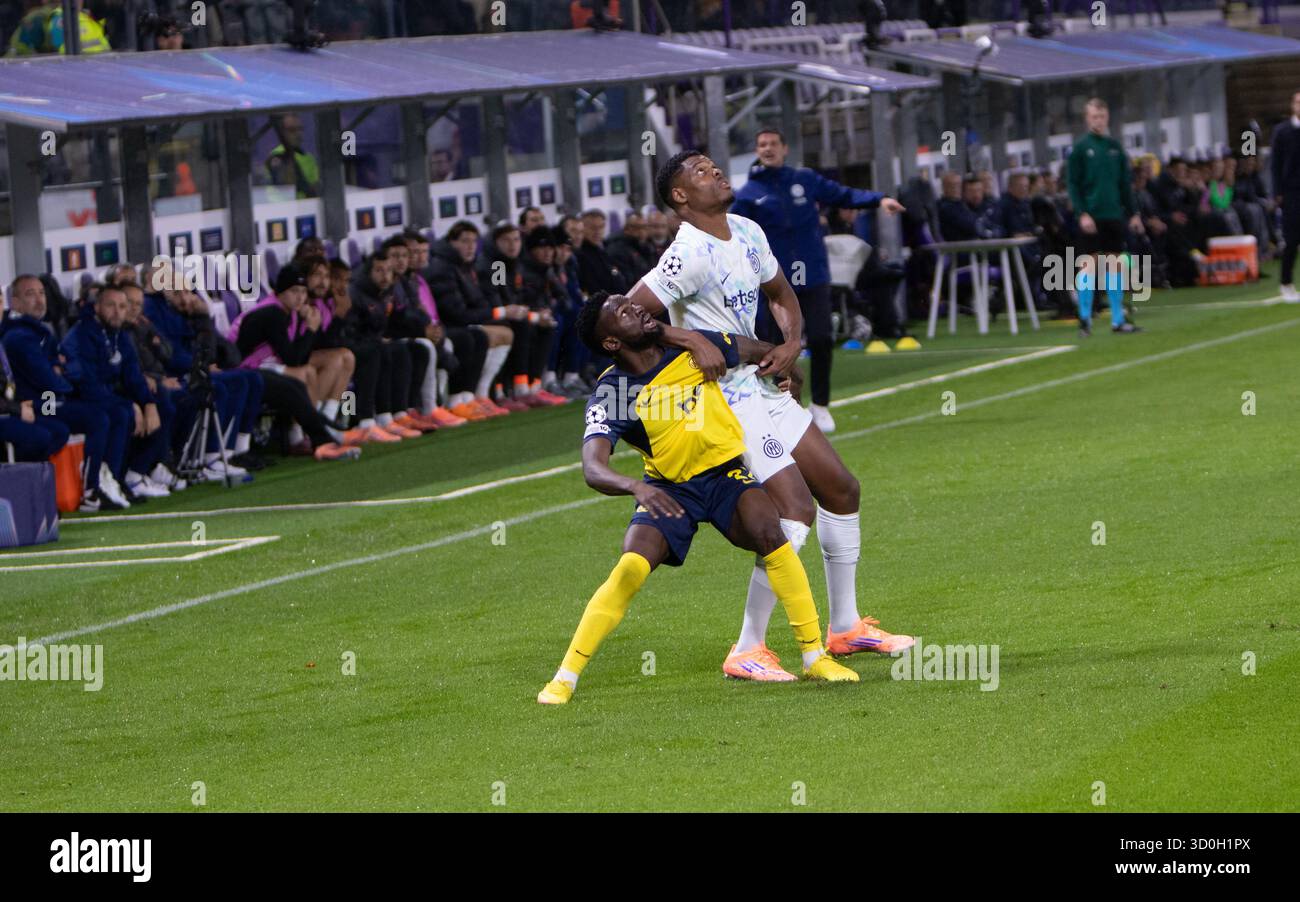 Duel entre deux joueurs Adverses Banque D'Images