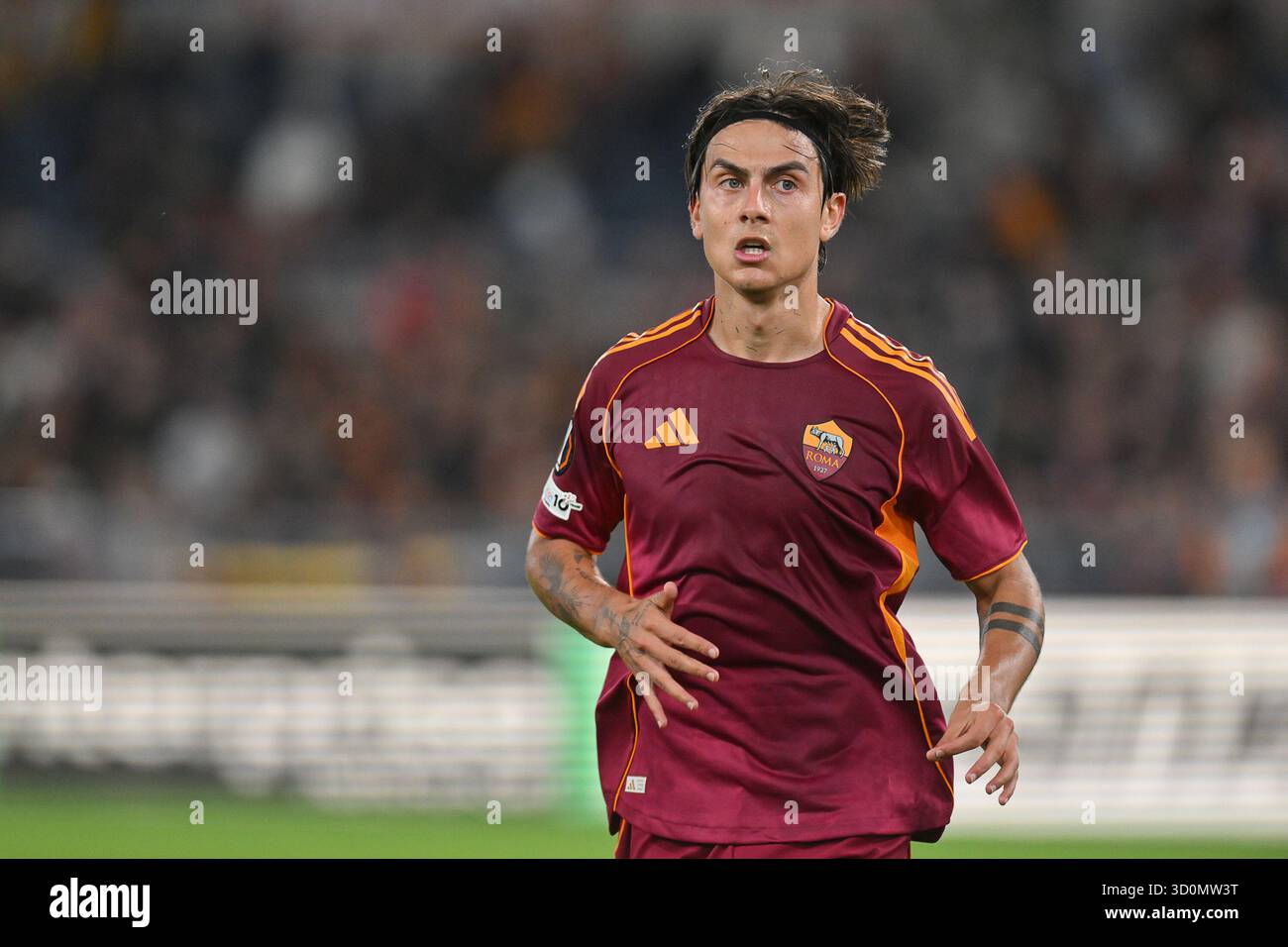 23 octobre 2025, stade Olimpico, Rome, Italie ; match de football de l'UEFA Europa League ; Roma contre Viktoria Plzen ; Leon Bailey de l'AS Roma Banque D'Images