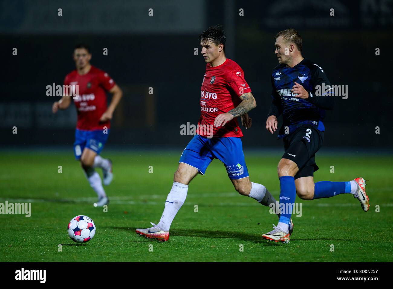 Hvidovre, Danemark. 23 octobre 2025. Oliver Kjaergaard (14 ans) de Hvidovre vu lors du match de Betinia Liga entre Hvidovre IF et HB Koge au Pro ventilation Arena de Hvidovre. Crédit : Gonzales photo/Alamy Live News Banque D'Images