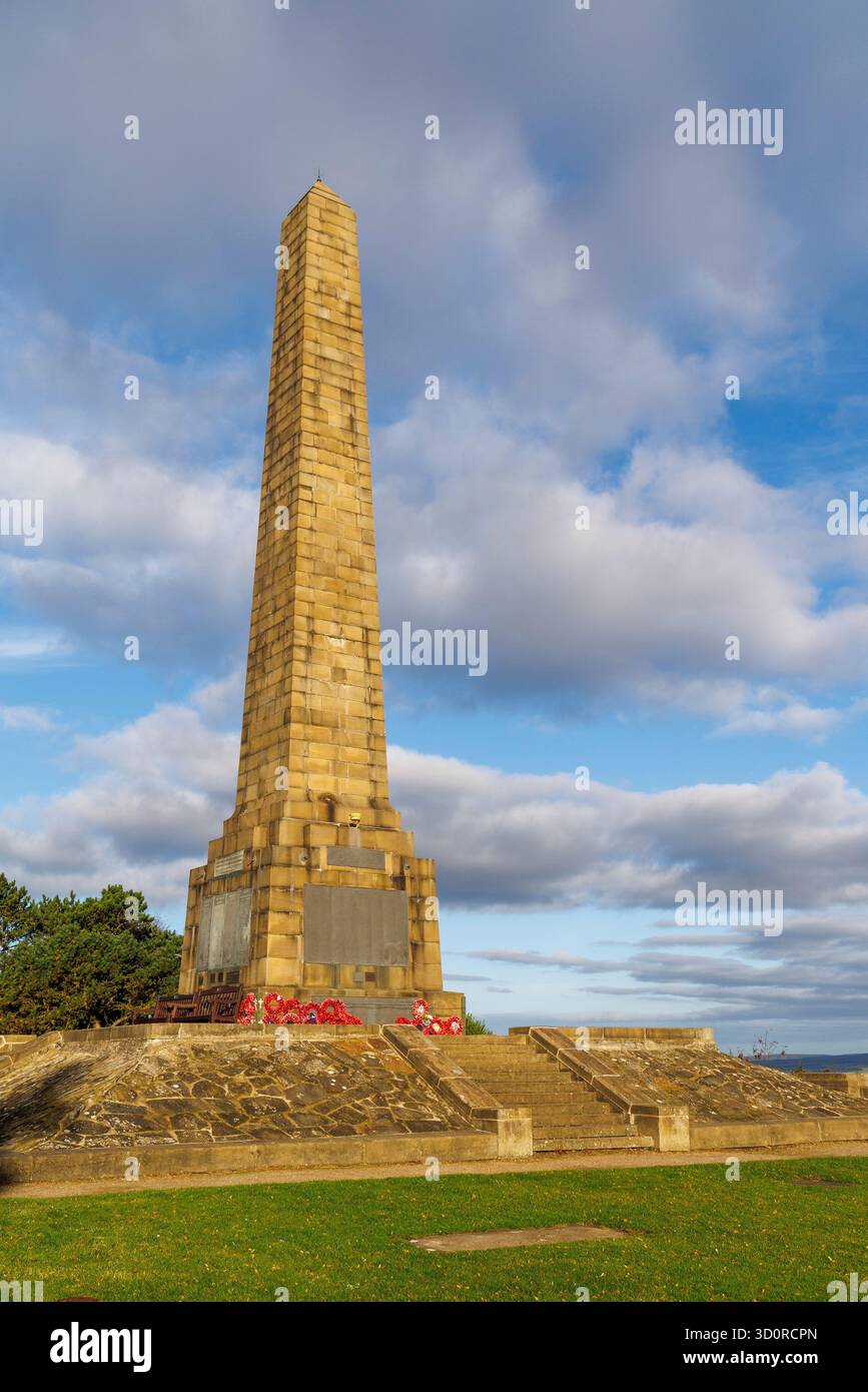 Mémorial de guerre, Oliver's Mount, Scarborough, Yorkshire, Angleterre, ROYAUME-UNI Banque D'Images