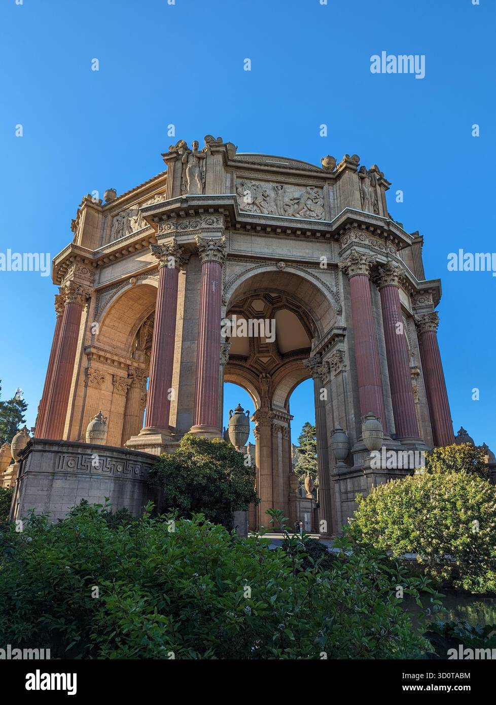Palais des Beaux-Arts à San Francisco, Californie, États-Unis. Monument historique de l'architecture avec dôme et colonnes Banque D'Images