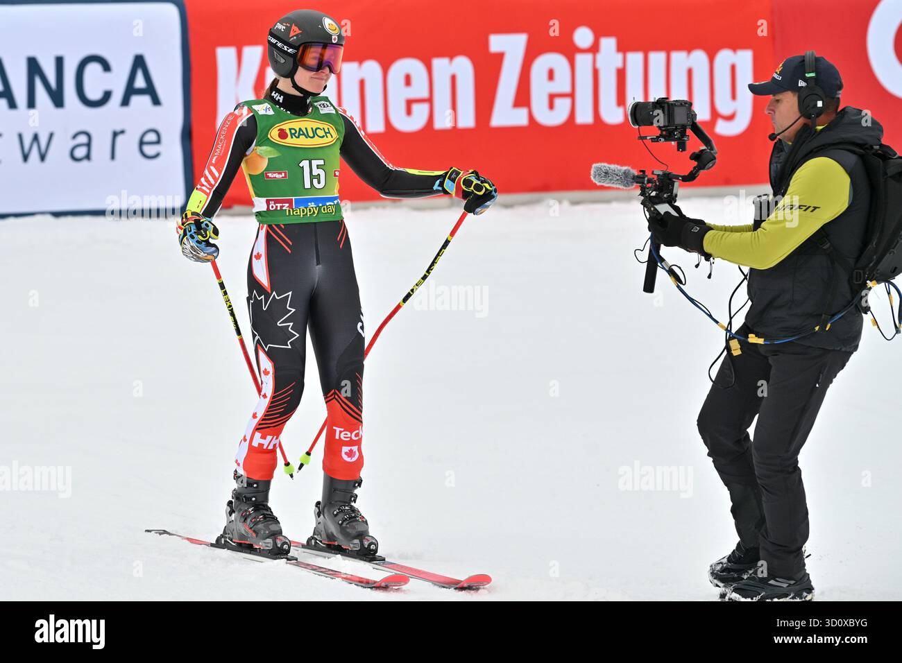 Soelden, Autriche. 25 octobre 2025. Soelden, Autriche, 25 octobre 2025. Valerie Grenier du Canada en action lors de la deuxième course de slalom géant féminin de la Coupe du monde de ski alpin Audi FIS course d'ouverture de saison sur le glacier Rettenbach à Soelden, Autriche. (Photo par Igor Kupljenik/Sports Press photo) crédit : SPP Sport Press photo. /Alamy Live News Banque D'Images