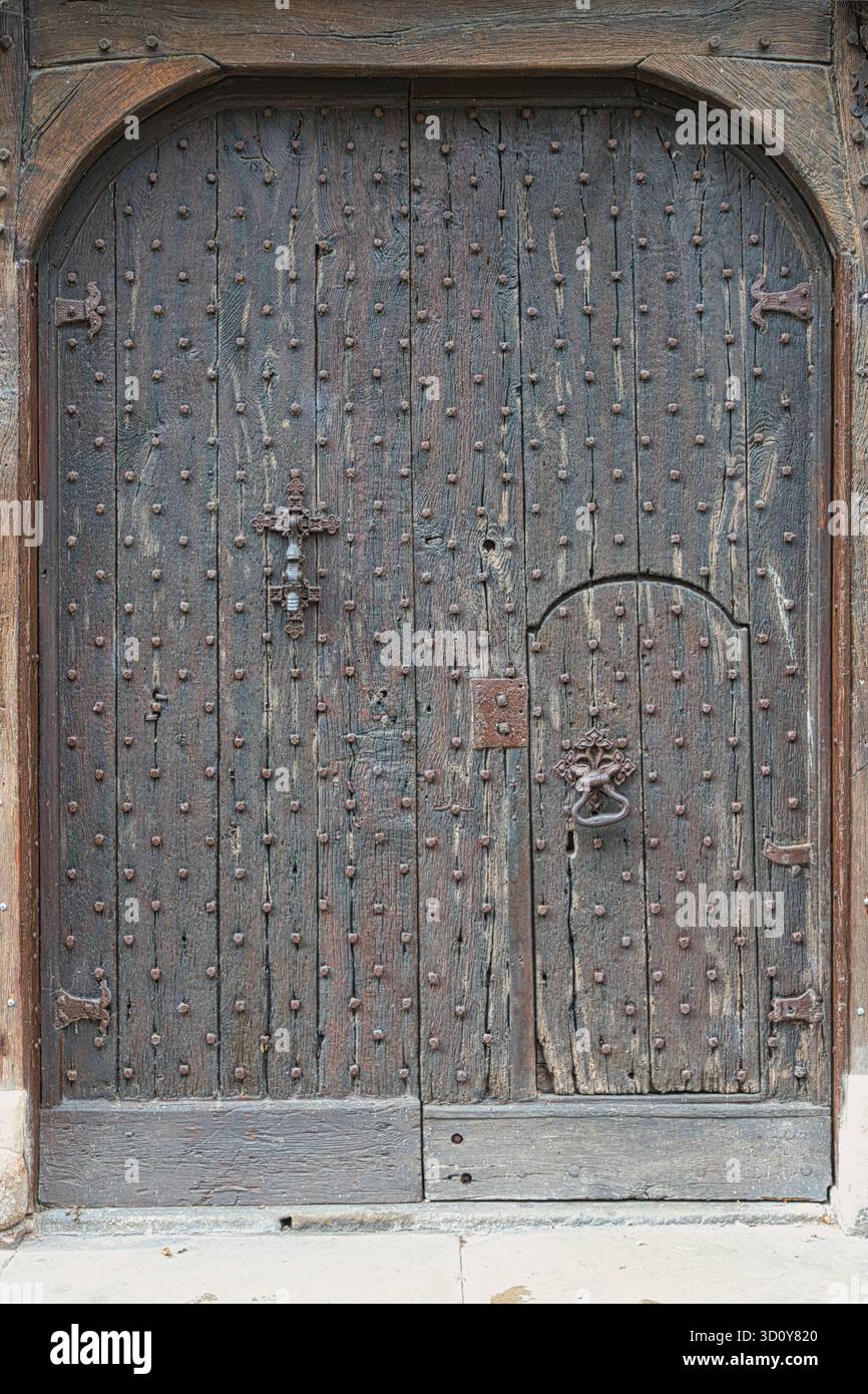 Grande porte de gatehouse avec porte de piquet, Turton Tower, Turton, Lancashire, Royaume-Uni Banque D'Images