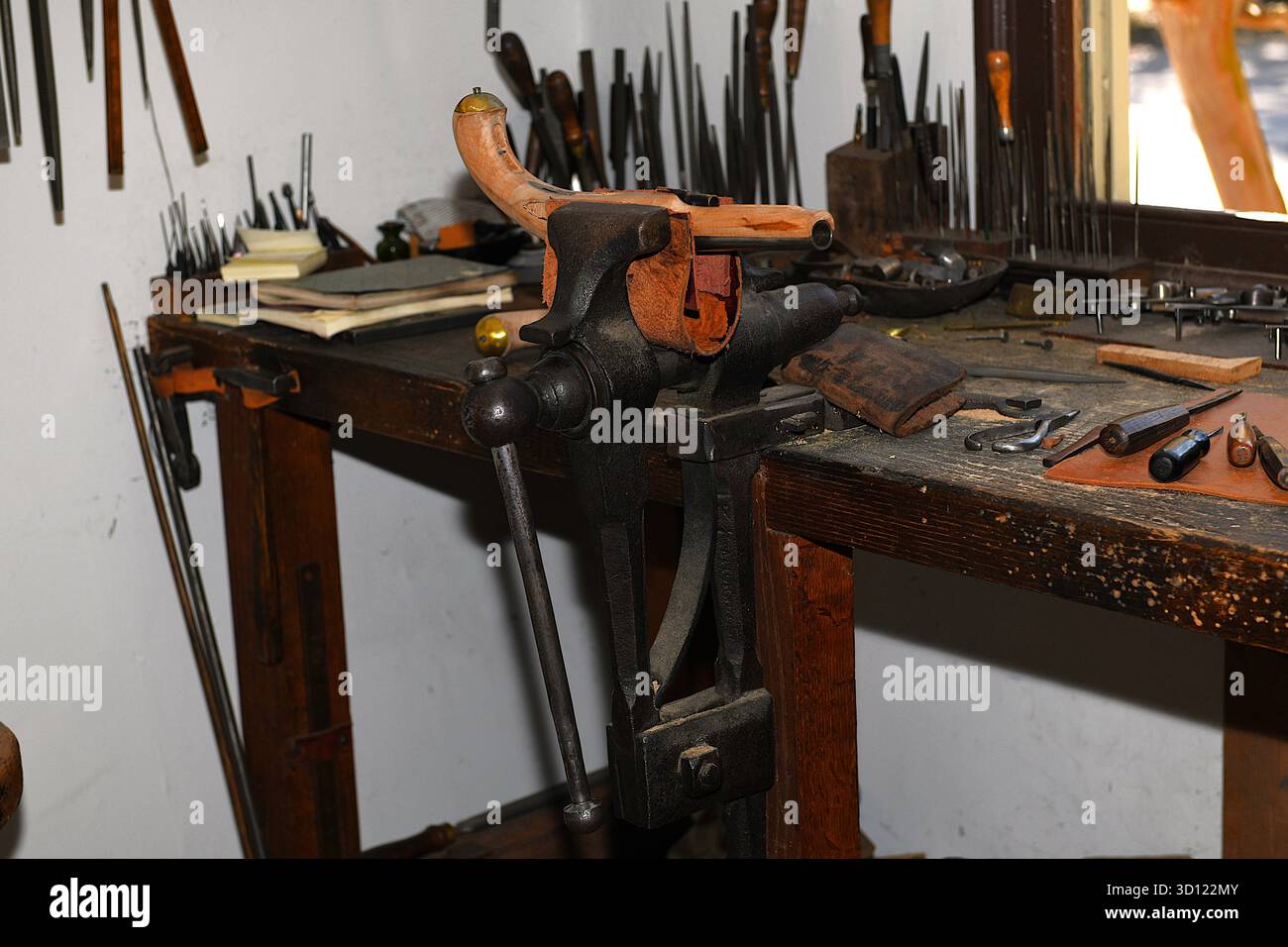 L'armurier à Colonial Williamsburg. Banque D'Images