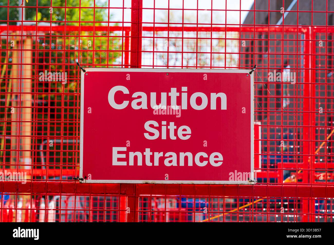 Avertissement panneau d'entrée du site à l'extérieur d'un projet de construction Banque D'Images