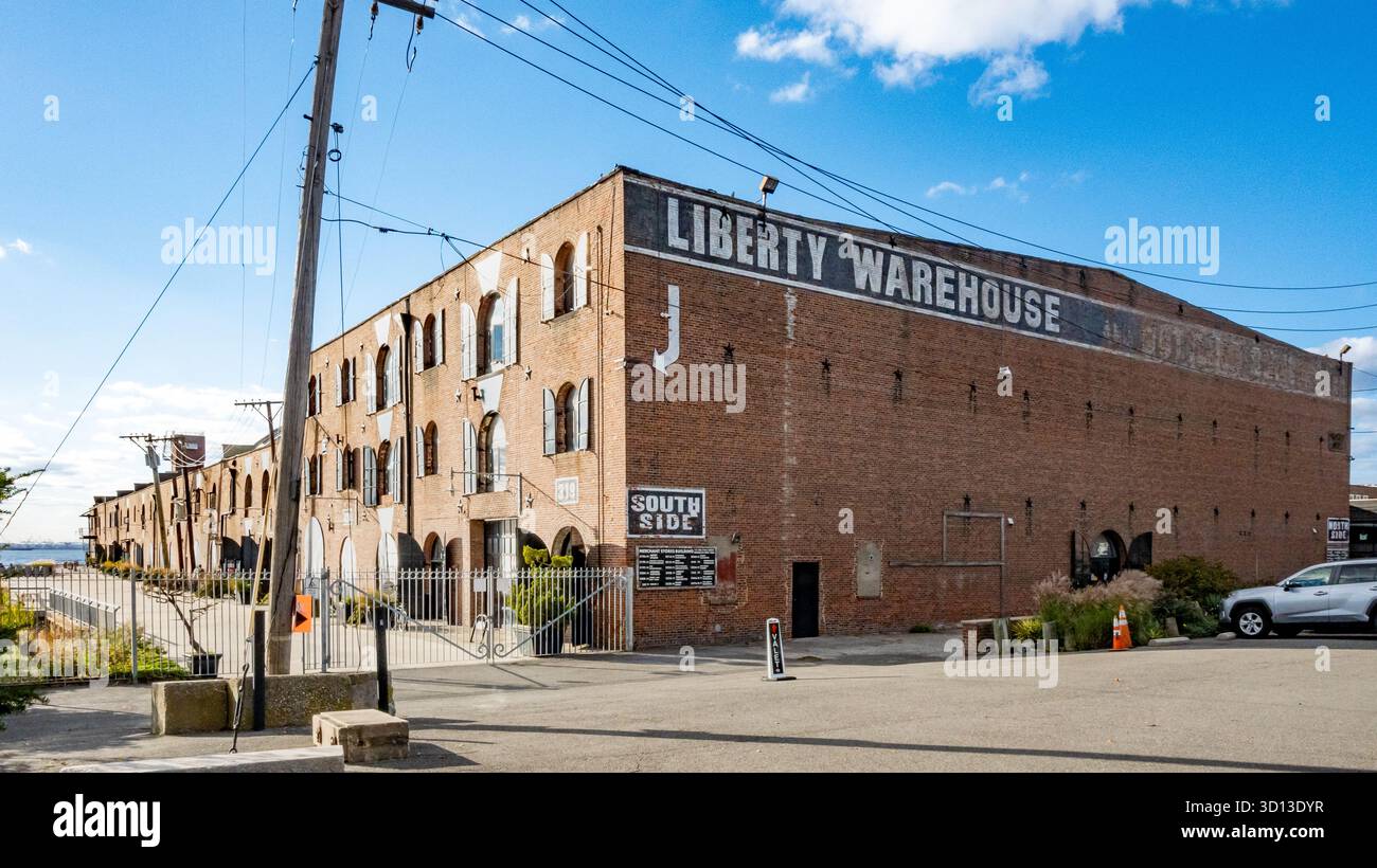 Brooklyn, New York, États-Unis , bâtiment historique de briques industrielles à Red Hook Banque D'Images