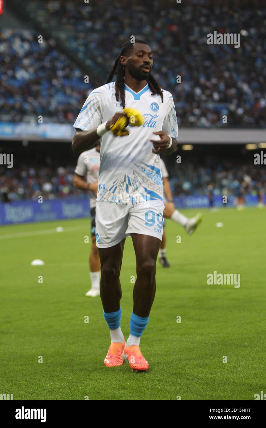 25 octobre 2025, Naples, Campanie/Napoli, Italie : Frank Zambo Anguissa MF de SSC lors du match de football entre SSC Napoli (Societˆ Sportiva Calcio Napoli) et Inter FC au stade Maradona de Naples. SSC Napoli gagne 3-1 (crédit image : © Salvatore Esposito/Pacific Press via ZUMA Press Wire) USAGE ÉDITORIAL SEULEMENT ! Non destiné à UN USAGE commercial ! Banque D'Images 25 octobre 2025, Naples, Campanie/Napoli, Italie : Frank Zambo Anguissa MF de SSC lors du match de football entre SSC Napoli (Societˆ Sportiva Calcio Napoli) et Inter FC au stade Maradona de Naples. SSC Napoli gagne 3-1 (crédit image : © Salvatore Esposito/Pacific Press via ZUMA Press Wire) USAGE ÉDITORIAL SEULEMENT ! Non destiné à UN USAGE commercial ! Banque D'Images