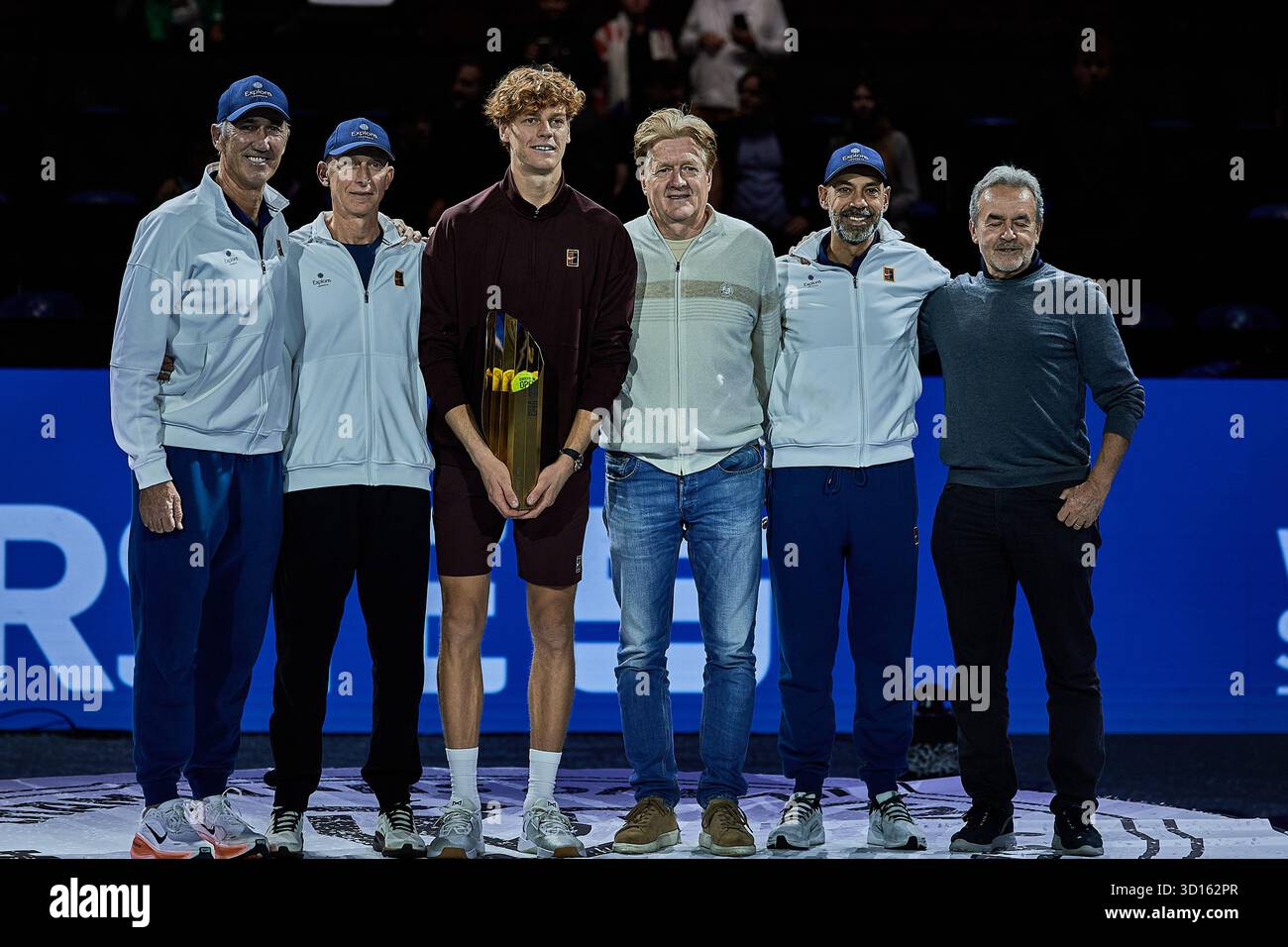 Vienne, Vienne, Autriche. 26 octobre 2025. Jannik Sinner of Italy revient avec le revers à Alexander Zverev lors de l'Erste Bank Open - ATP500, Mens Tennis, 26.10.2025, Vienne (Wiener Stadthalle), Autriche (crédit image : © Mathias Schulz/ZUMA Press Wire) USAGE ÉDITORIAL SEULEMENT ! Non destiné à UN USAGE commercial ! Banque D'Images Vienne, Vienne, Autriche. 26 octobre 2025. Jannik Sinner of Italy revient avec le revers à Alexander Zverev lors de l'Erste Bank Open - ATP500, Mens Tennis, 26.10.2025, Vienne (Wiener Stadthalle), Autriche (crédit image : © Mathias Schulz/ZUMA Press Wire) USAGE ÉDITORIAL SEULEMENT ! Non destiné à UN USAGE commercial ! Banque D'Images