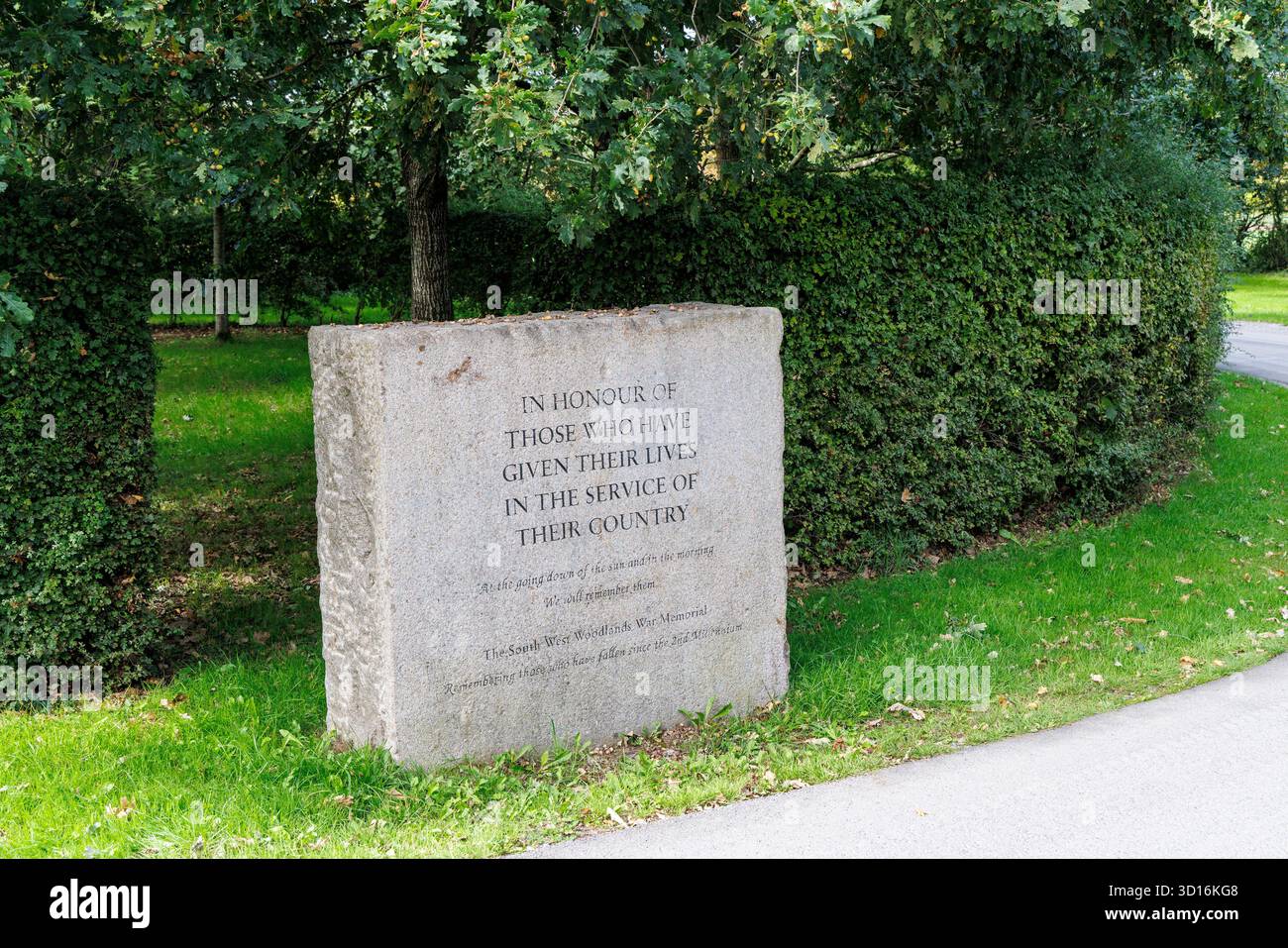 Pierre commémorative de guerre sur le site funéraire de Green, Bristol, Angleterre, Royaume-Uni Banque D'Images