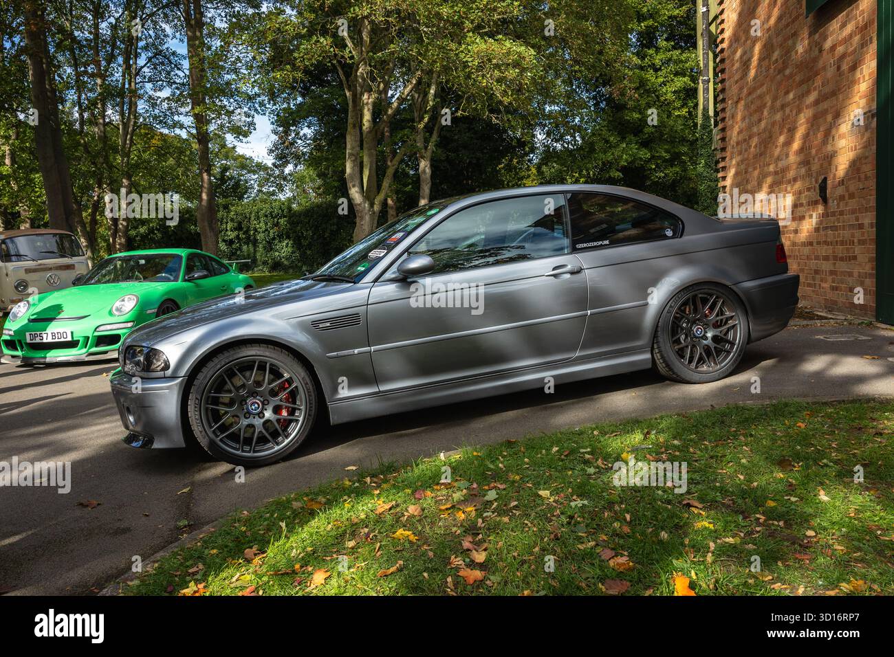 BMW M3 CSL 2004, exposée au Bicester Motion Scramble qui s'est tenu le 5 octobre 2025. Banque D'Images