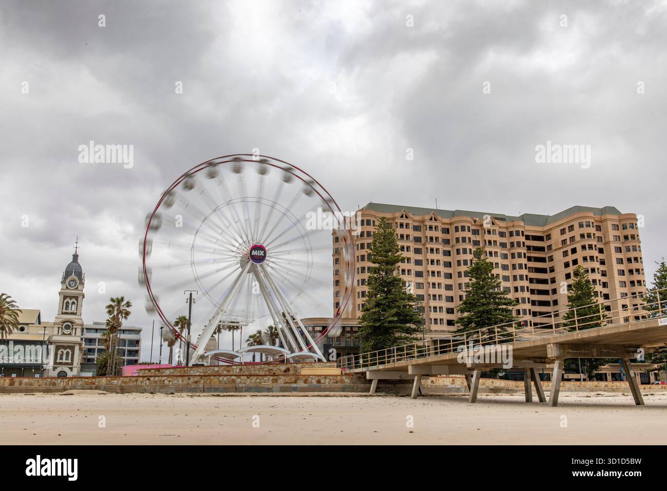 Grande roue à Glenelg Beach, Australie méridionale Banque D'Images