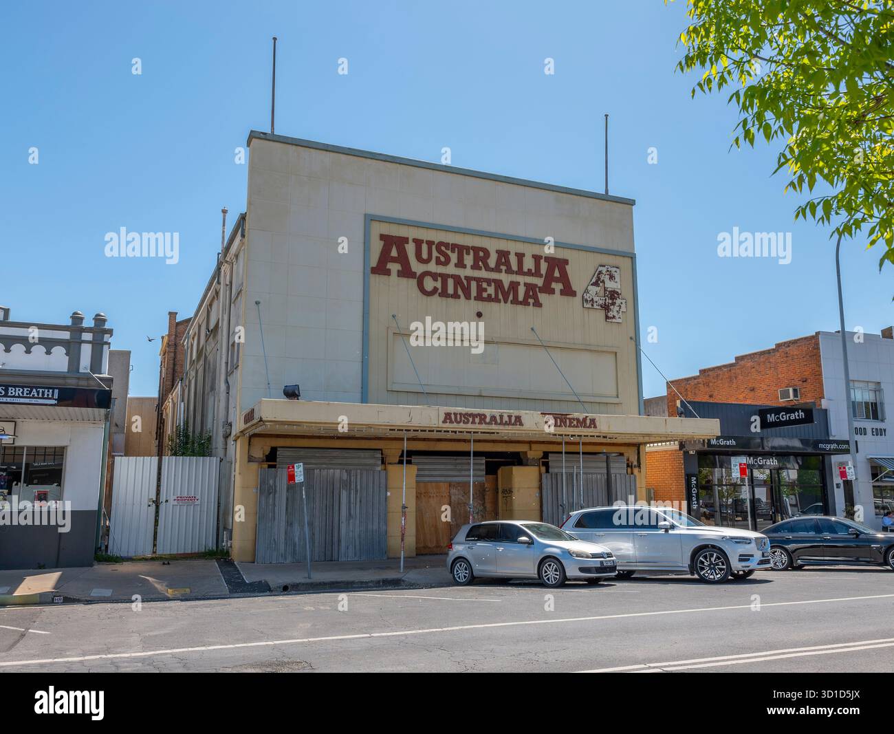 Un théâtre et plus tard un cinéma (1906) a été sur ce site à Orange Nouvelle-Galles du Sud, depuis 1886, il a finalement fermé avec 4 cinémas en 2009, une église, aujourd'hui abandonnée Banque D'Images
